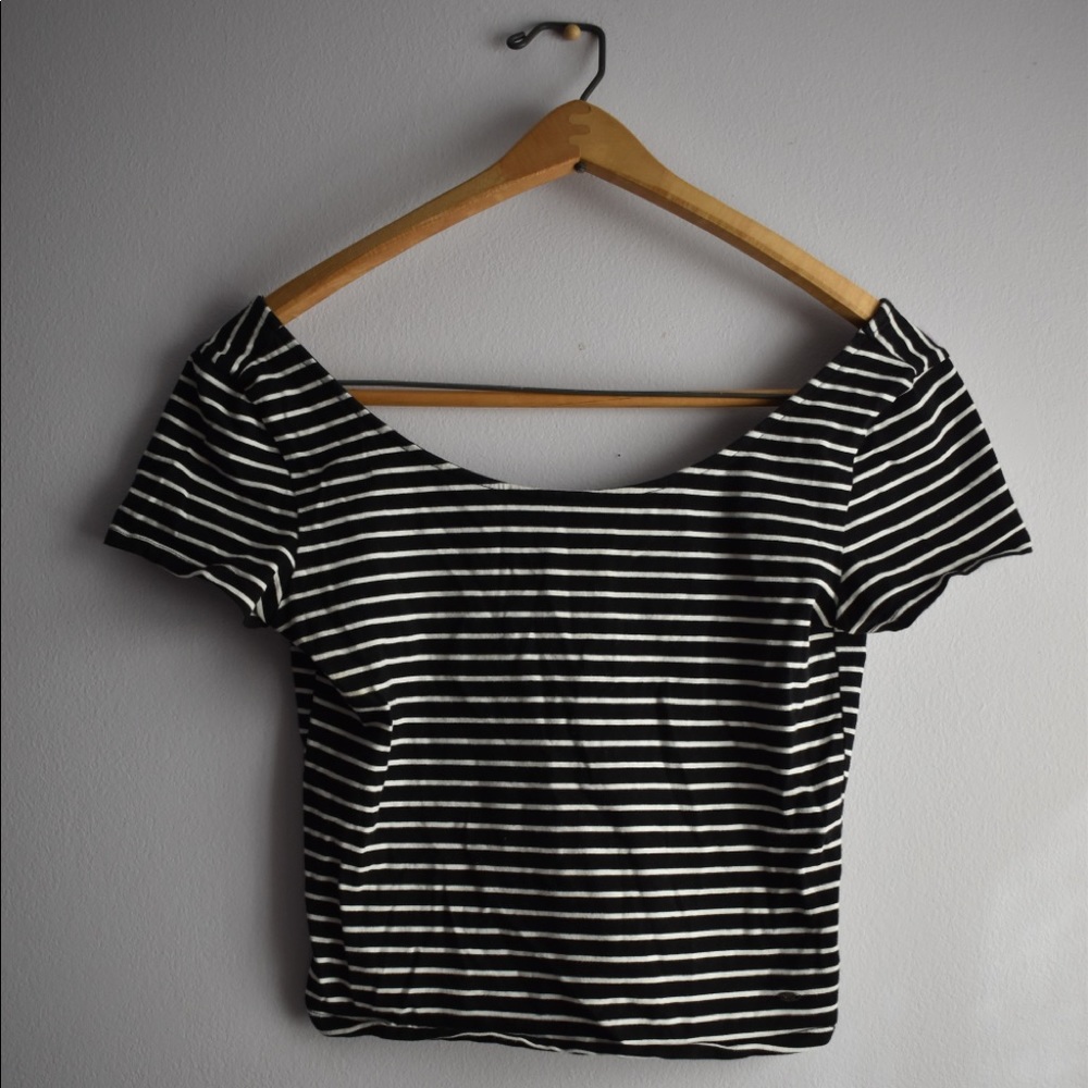American Eagle Striped Crop Top